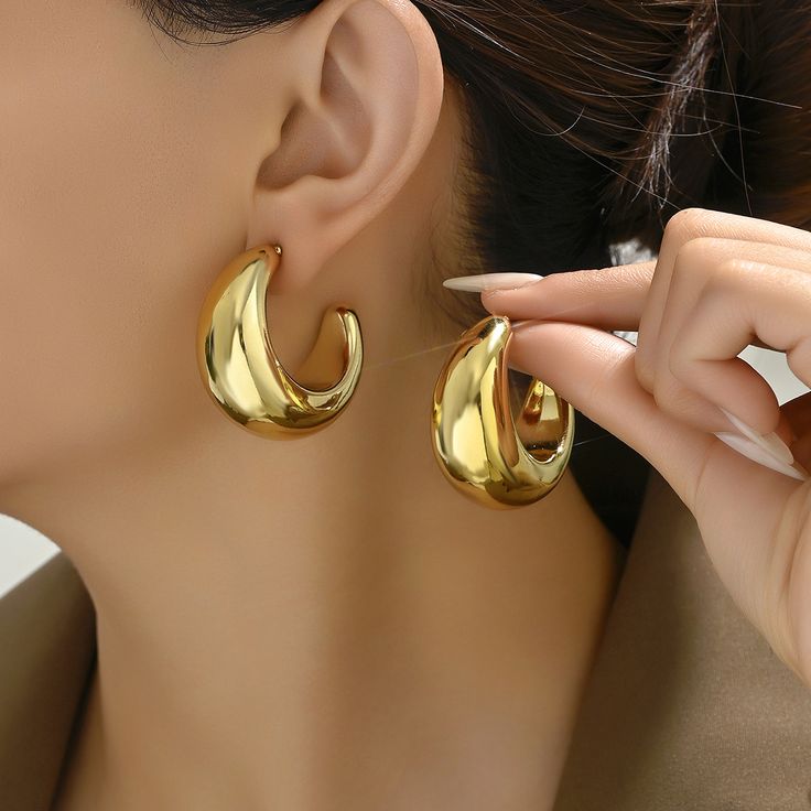 Chunky Gold Hoop Earrings