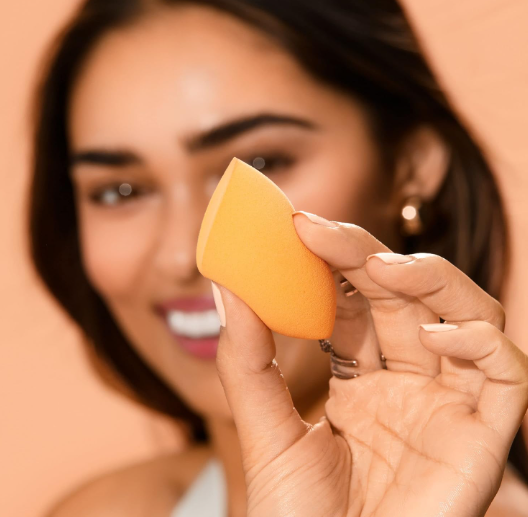 Real Techniques Miracle Complexion Sponge 4 Pack, Makeup Blending Sponges - Image 2